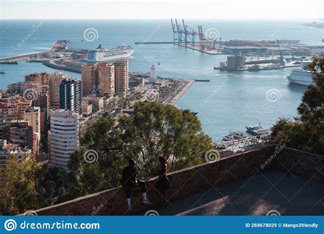 Das Castillo de Gibralfaro: Ein imposantes Wahrzeichen an der Küste Málaga!