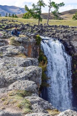  Der Tuokeshui-Wasserfall! Ein tosender Gigant der Inneren Mongolei.